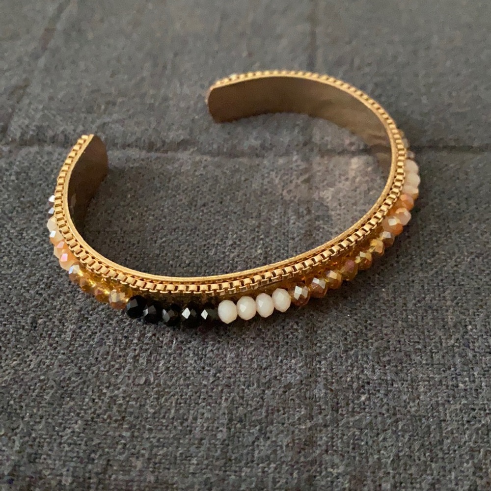 Women’s Beaded Bangle